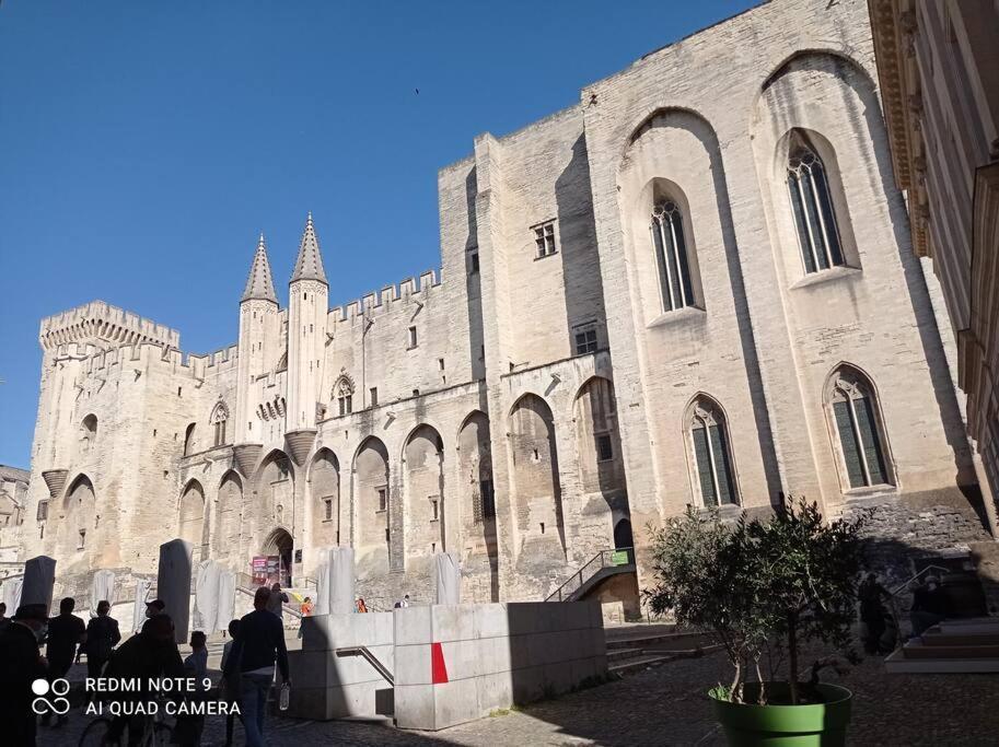 Loft Vue Palais Des Papes Apartamento Avinhão Exterior foto
